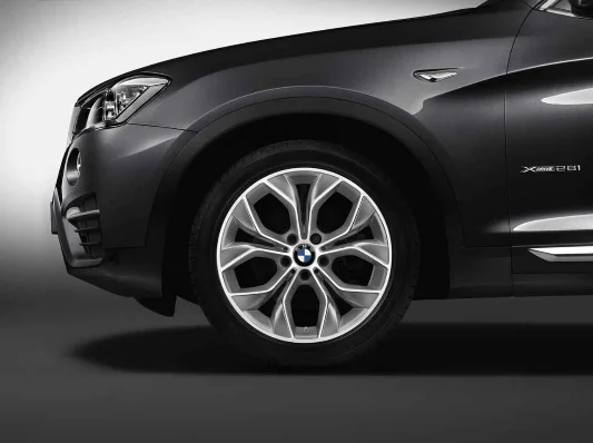 BMW Alufelge Y-Speiche 608 reflexsilber 9,5J x 19 ET 48 Hinterachse