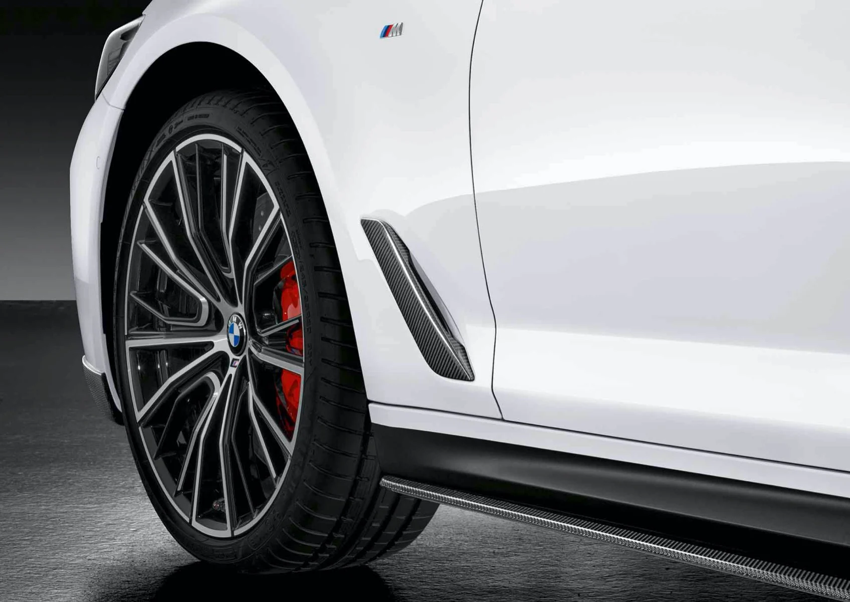 BMW Blende Luftführung Seitenwand Carbon links & rechts 5er G30 G31