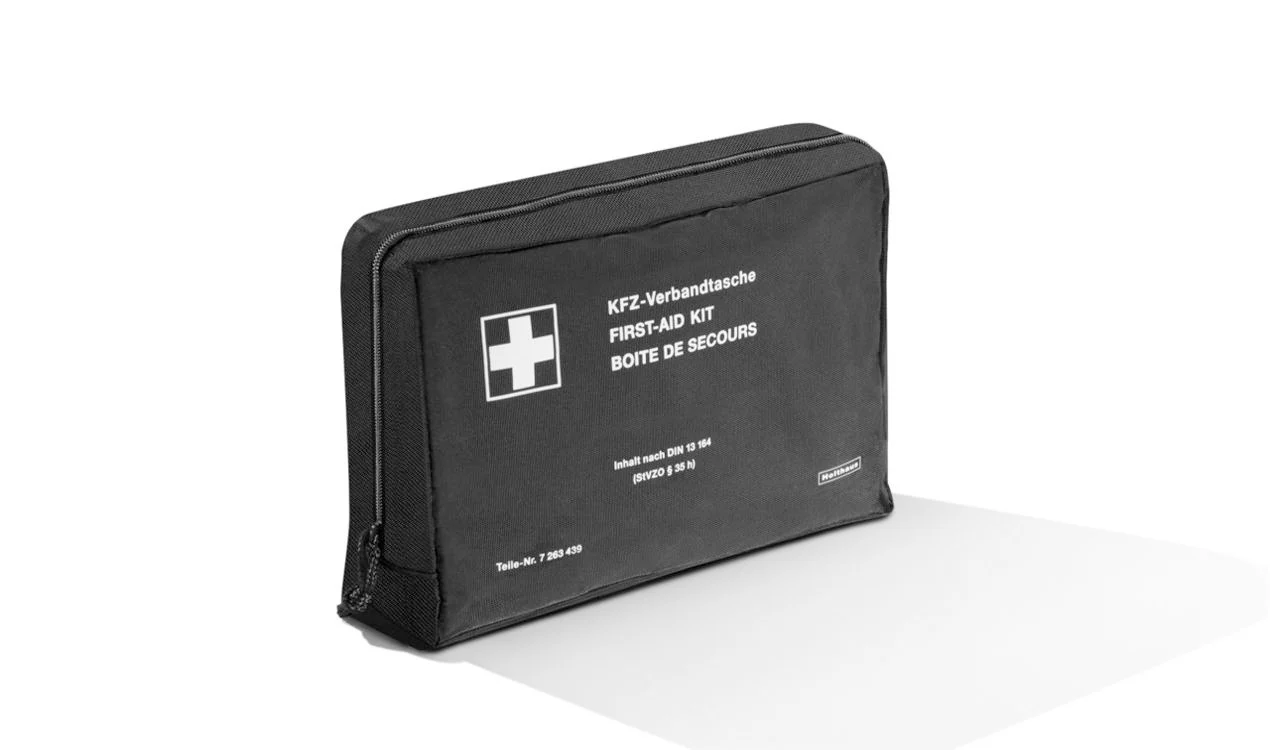 BMW Erste-Hilfe-Set Tasche Verbandstasche inkl. zwei Mund-Nasenschutz Masken