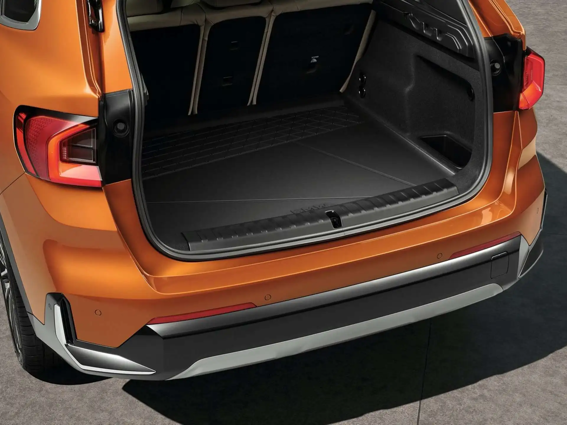 BMW Gepäckraumformmatte X1 U11