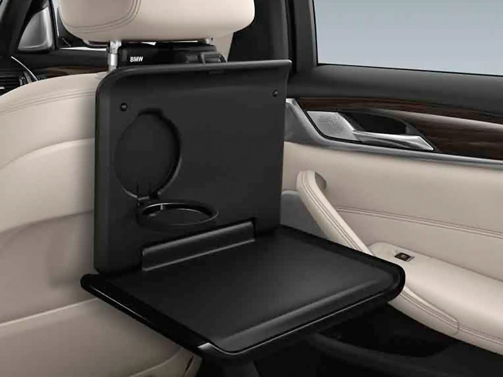 BMW Klapptisch