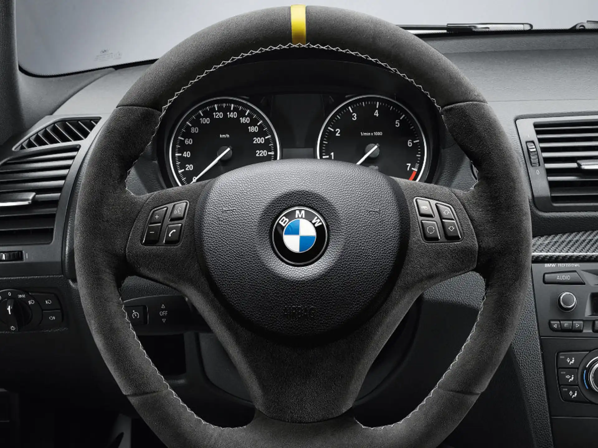 BMW Lenkrad 1er E81 E82 E87 E88 3er E90 E91 E92 E93 X1 E84