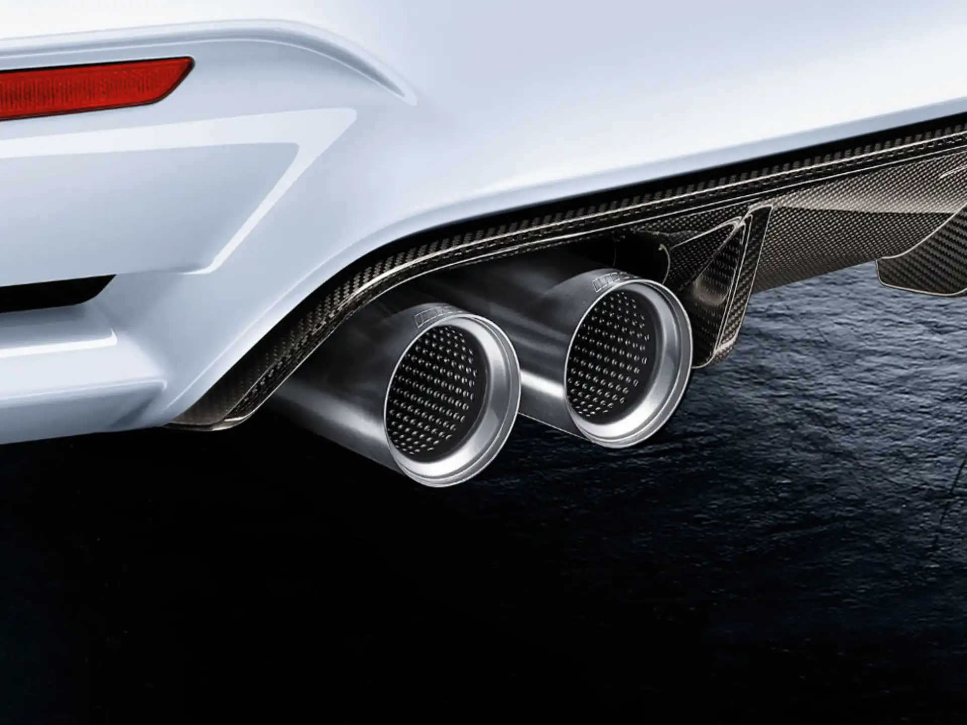 BMW M Performance Endrohrblende Titan M3 F80 M4 F82 F83