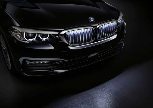 BMW M Performance Frontziergitter Iconic Glow Luxury 5er G30 G31 G38