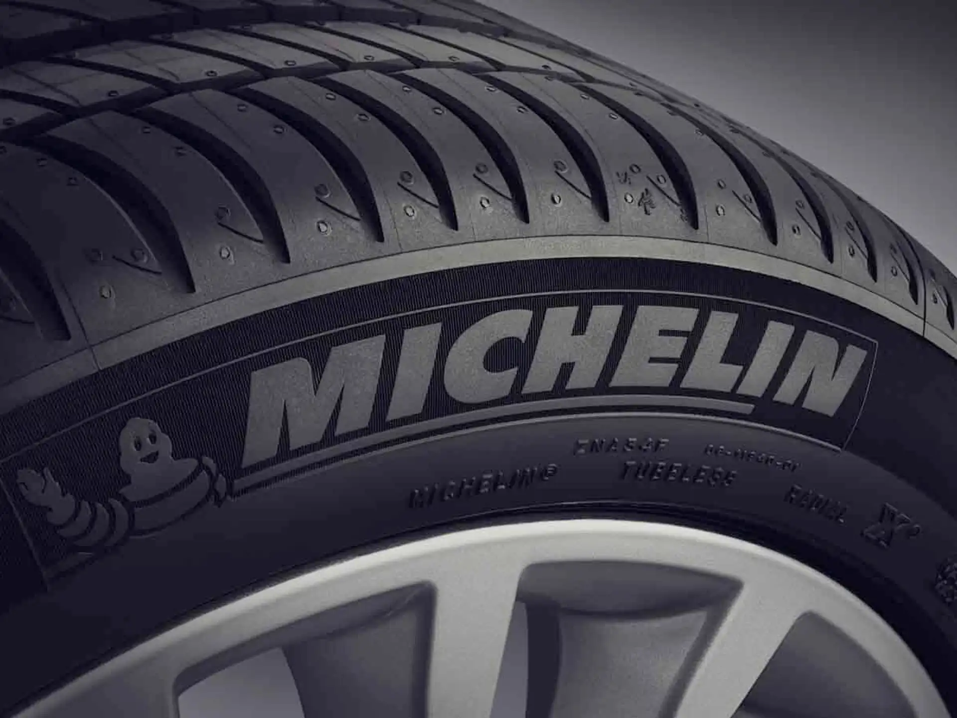 BMW Sommerreifen Michelin Pilot Super Sport 265/40 ZR18 97Y