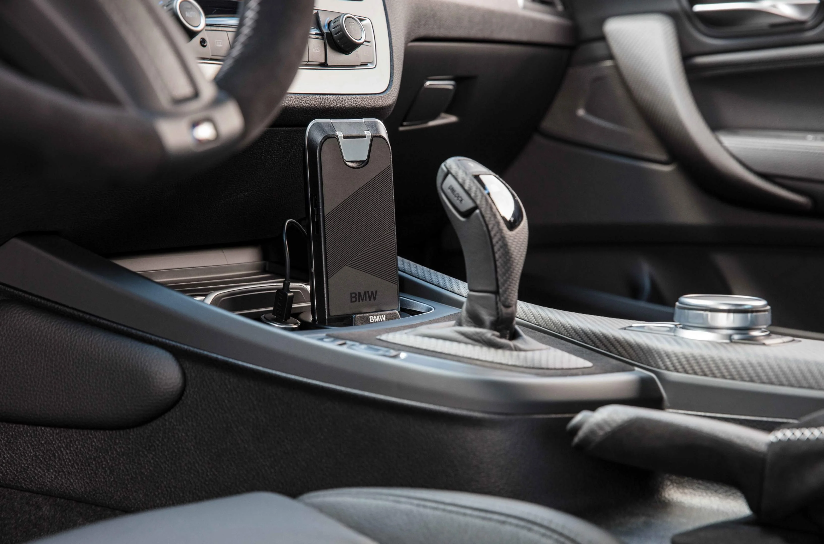 BMW Wireless Charging Station Universal