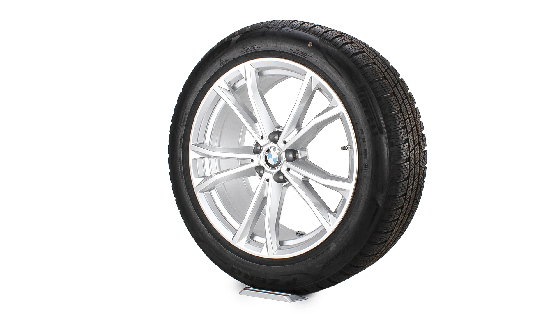 BMW Winterkompletträder 7er G70 19 Zoll Styling 903