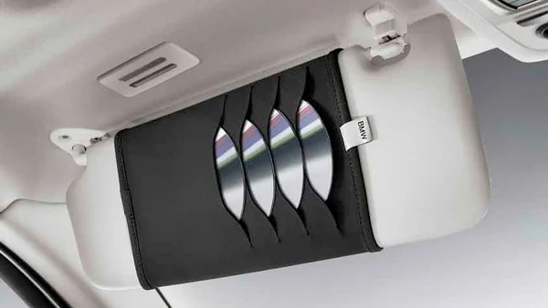 BMW Brillen und CD-DVD-Tasche