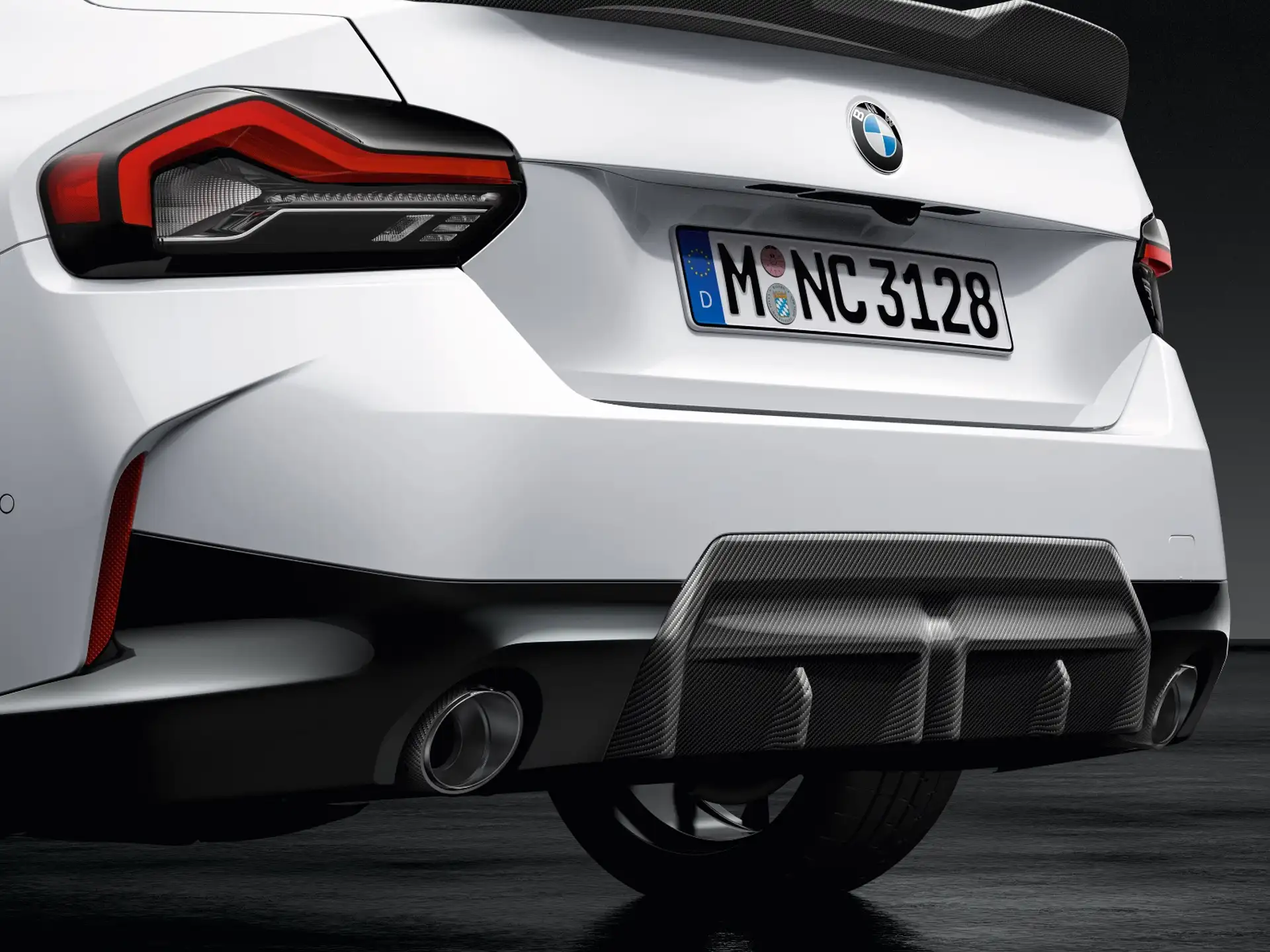 BMW Endrohrblende Titan/Carbon 2er G42