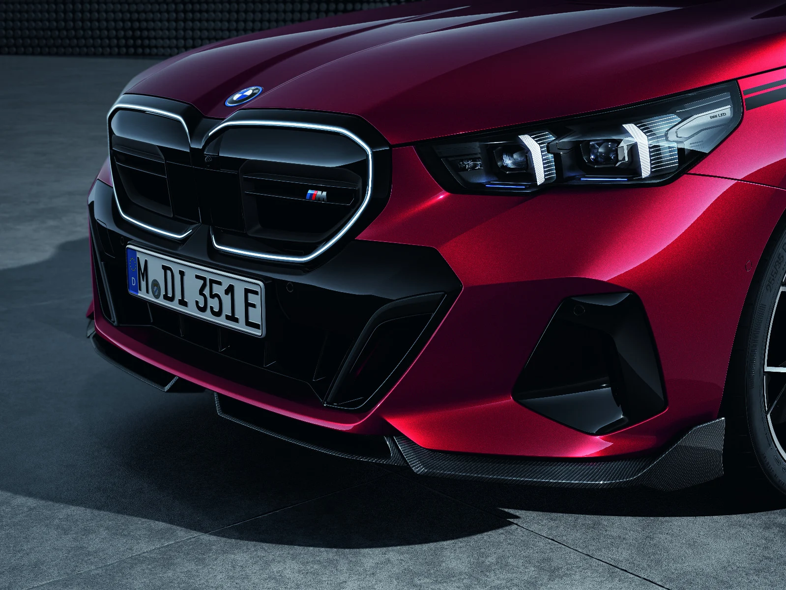BMW M Performance Frontaufsatz Carbon Mitte rechts 5er G60