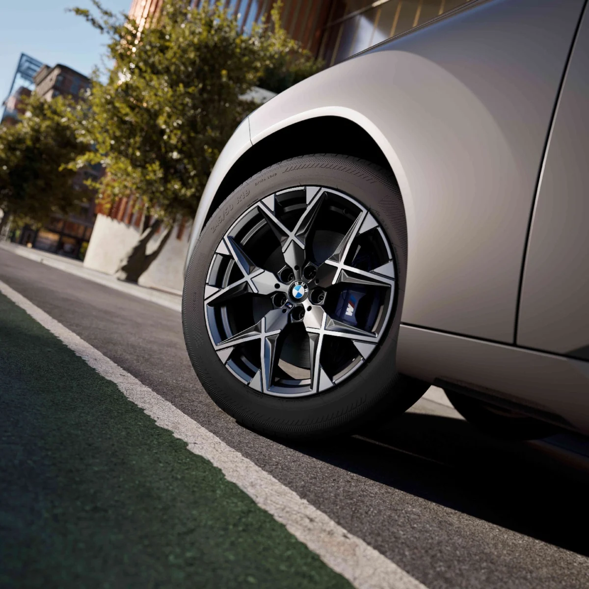 BMW Alufelge M Y-Speiche 1035 bicolor (midnight grey/hochglanzpoliert) 8,5Jx19 ET26 X3 G45