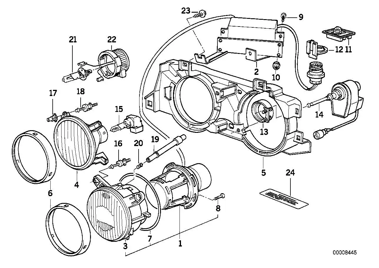 BMW Streuscheibe links E32 63128356533 - Bildposition 03