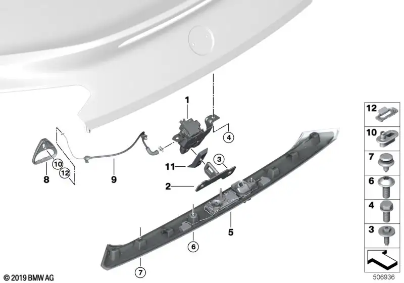 BMW Griffleiste Heckklappe G29 M40i 51137437677