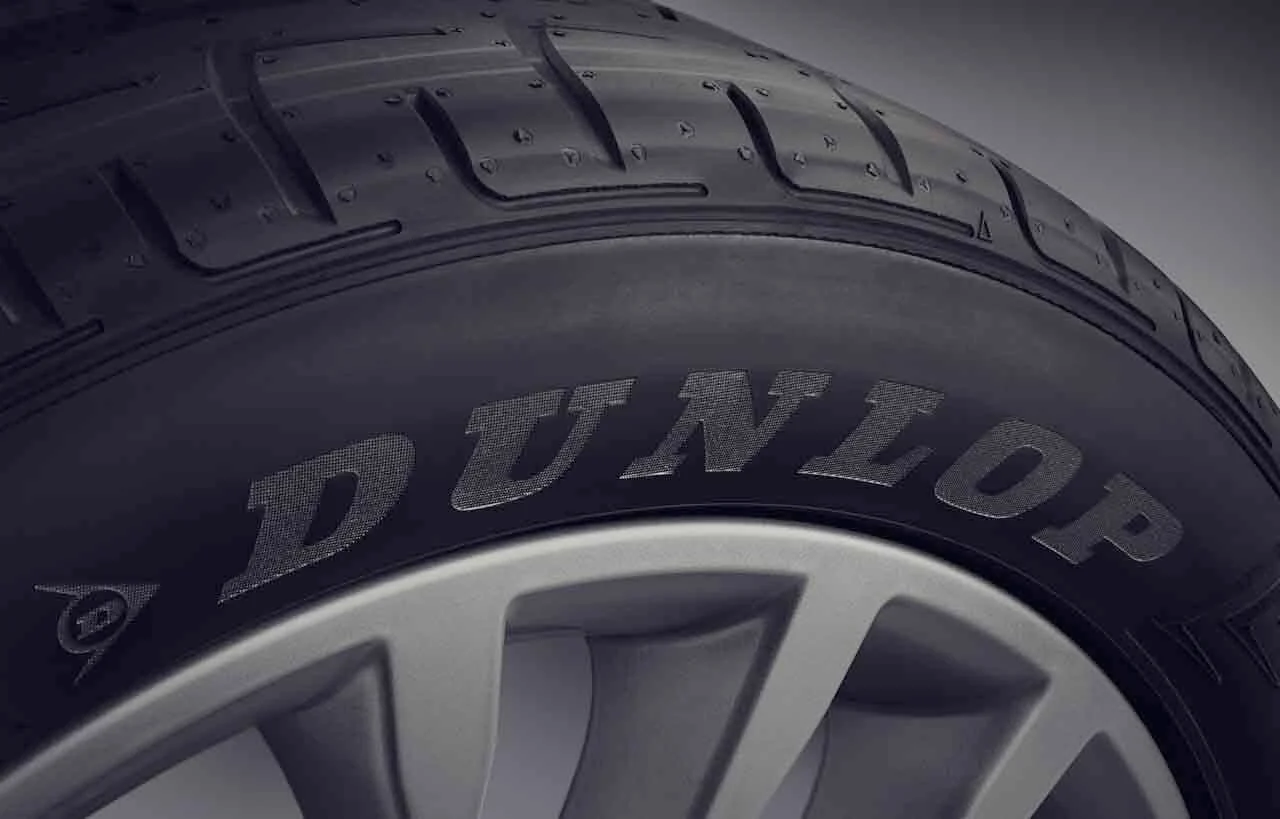 MINI Winterreifen Dunlop SP Winter Sport 4D* 205/45 R17 88V