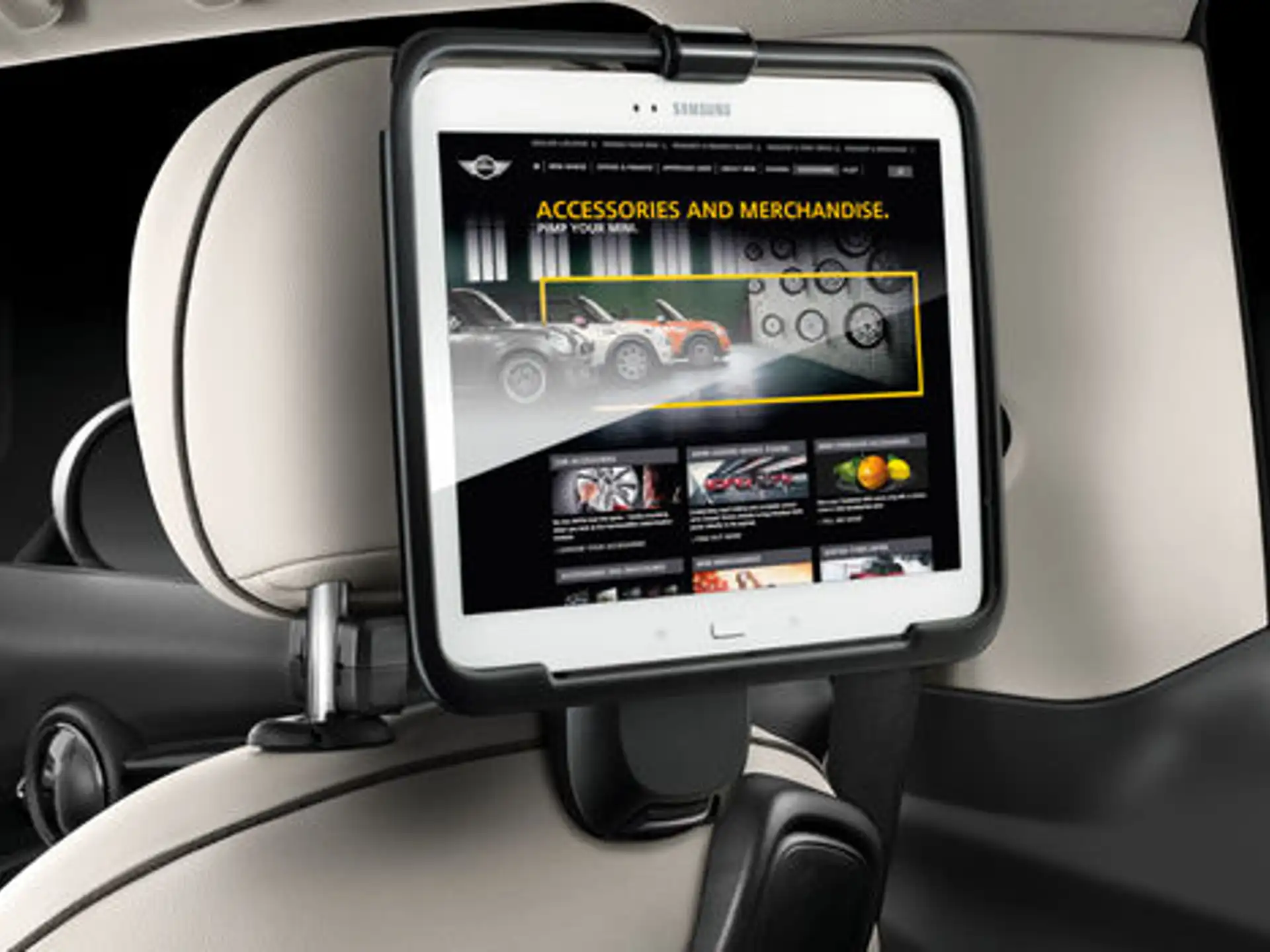 MINI Travel & Comfort System