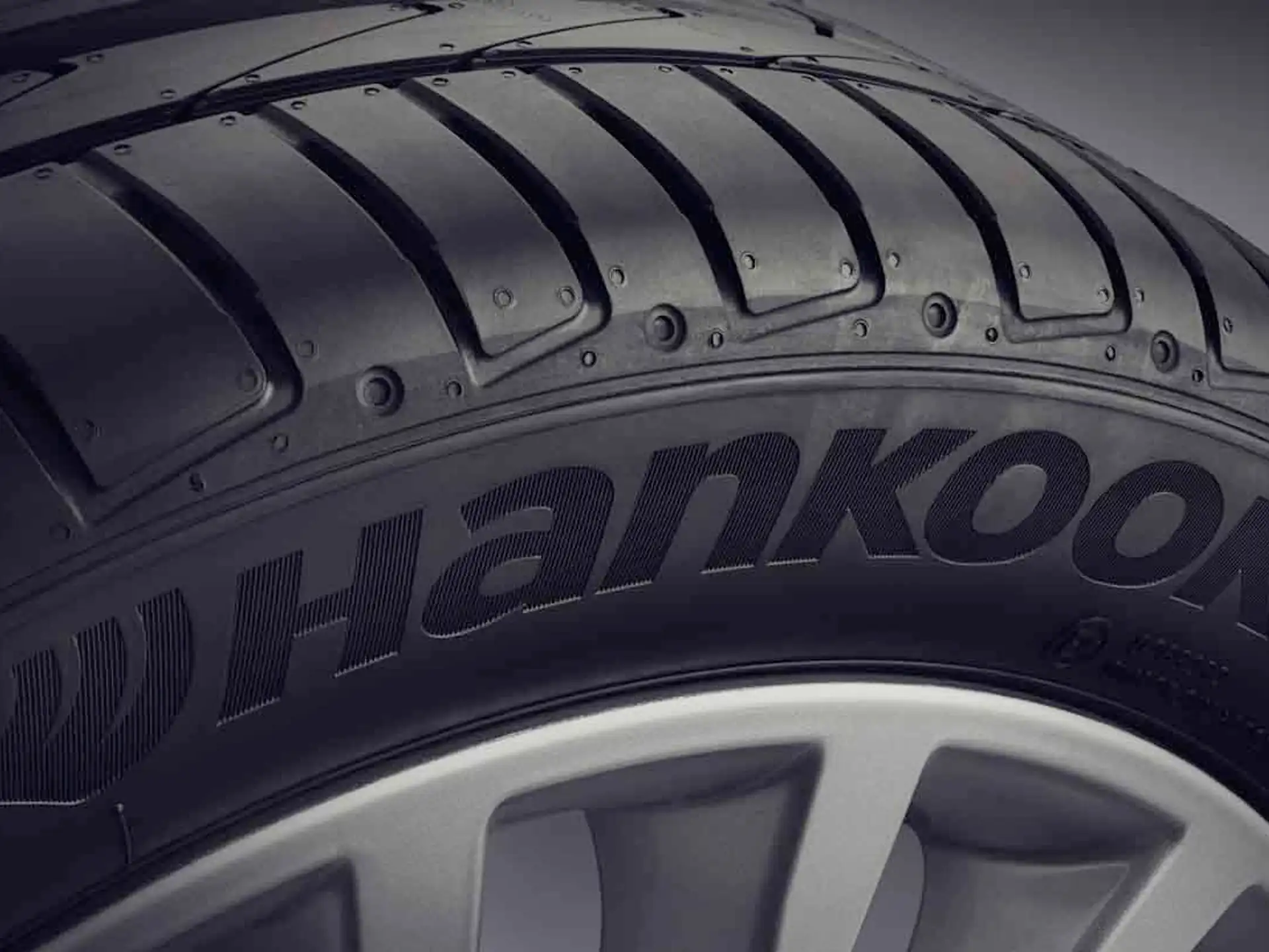 Winterreifen Hankook Winter i*cept evo2 W320 225/50 R17 98H