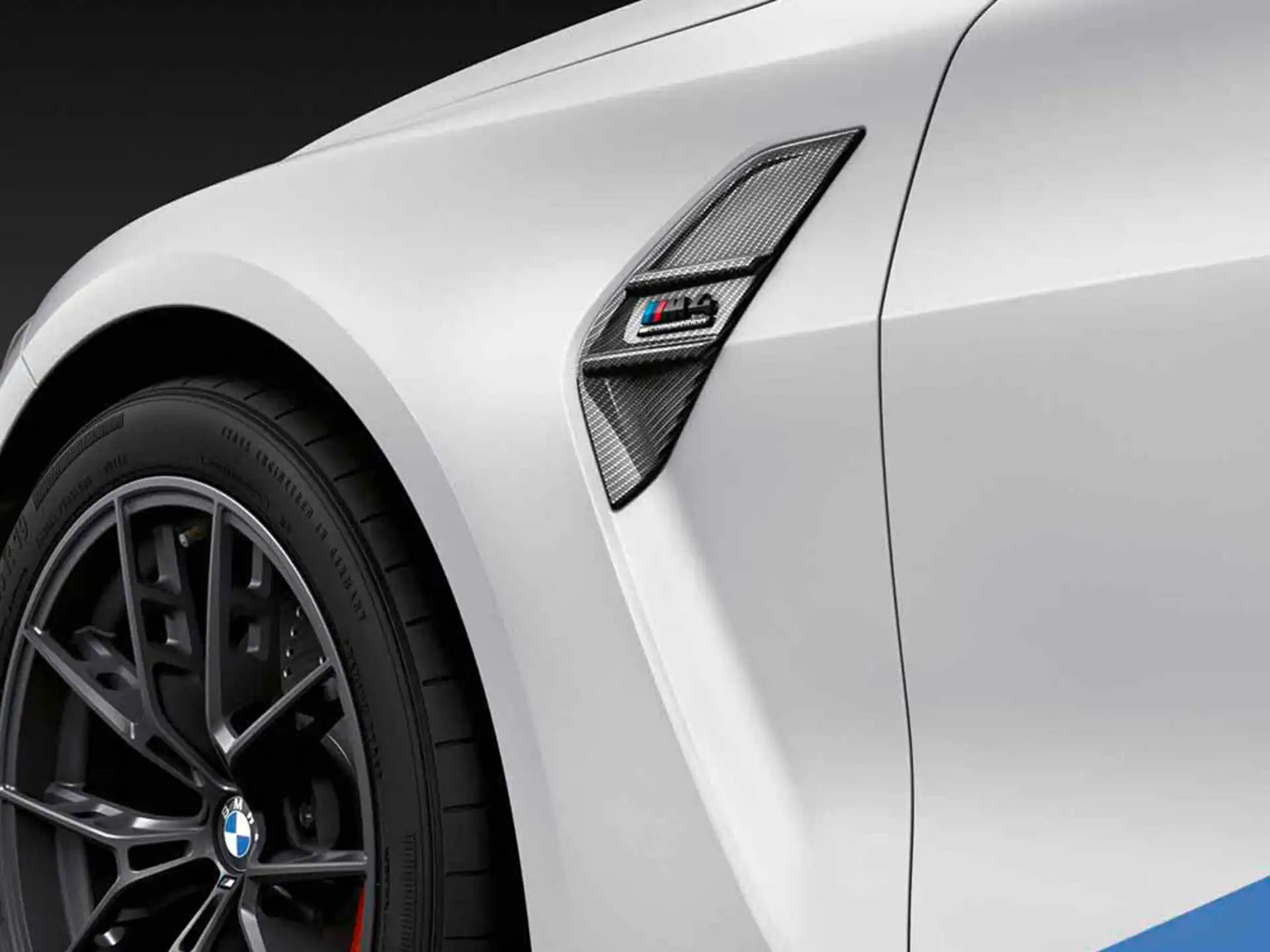BMW M Performance Zierleiste Lufteinlass Kotflügel links M4 G82 G83