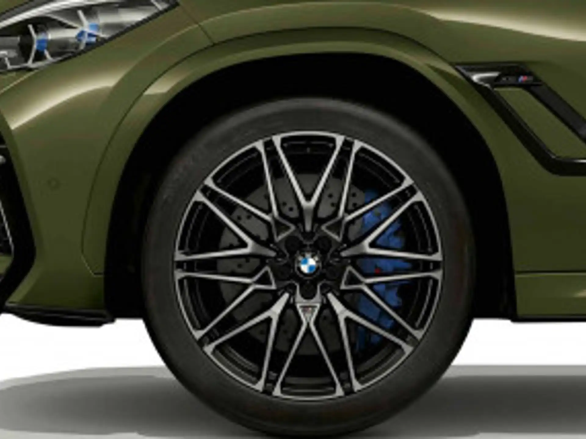 BMW Alufelge M Performance Sternspeiche 818 bicolor (jet black / glanzgedreht) 11,5J x 22 ET 43 Hinterachse X5M F95 X6M F96
