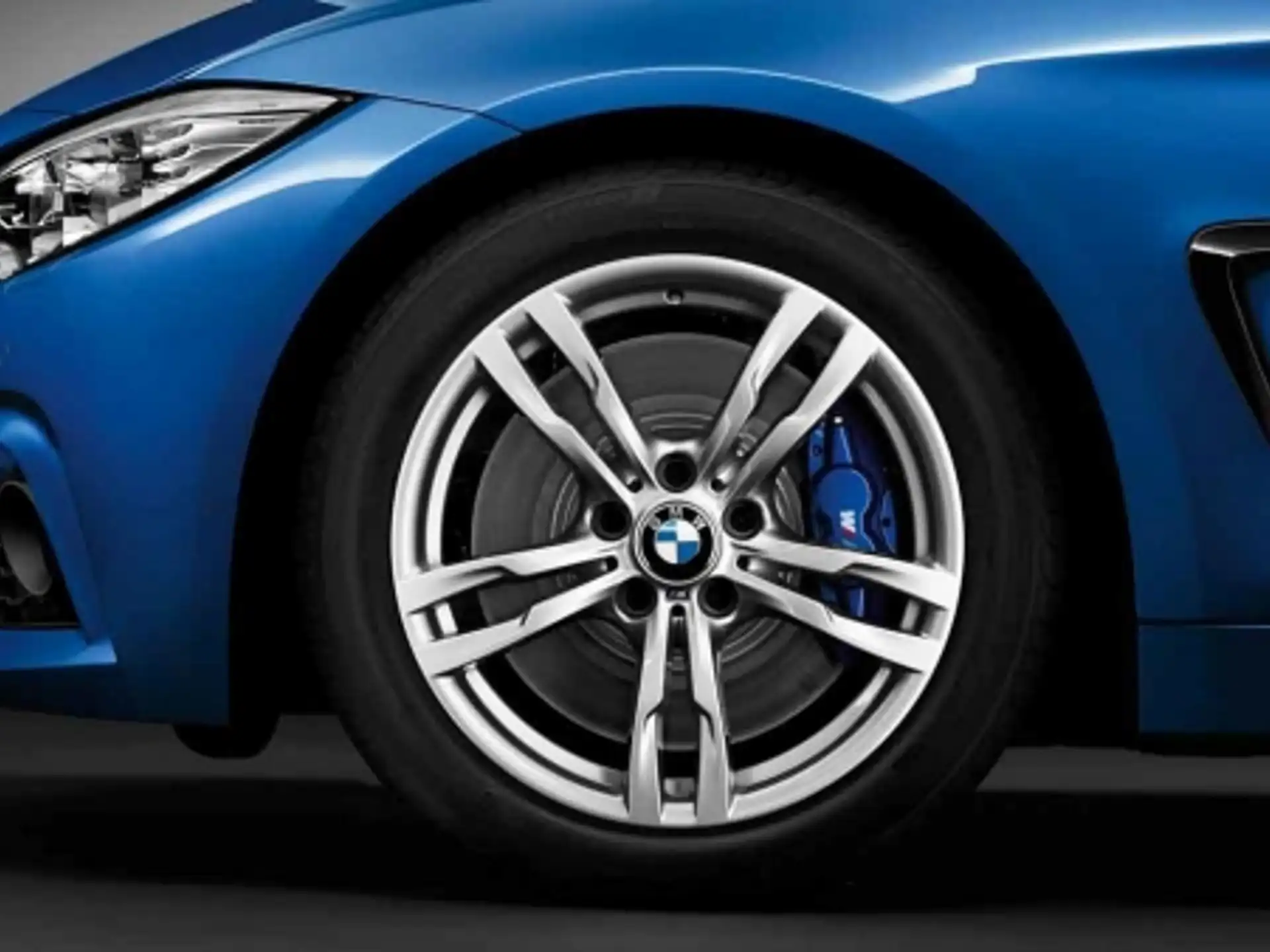 BMW Alufelge M Doppelspeiche 441 silber 8Jx18 ET34 3er F30/F31 4er F32/F33/F36
