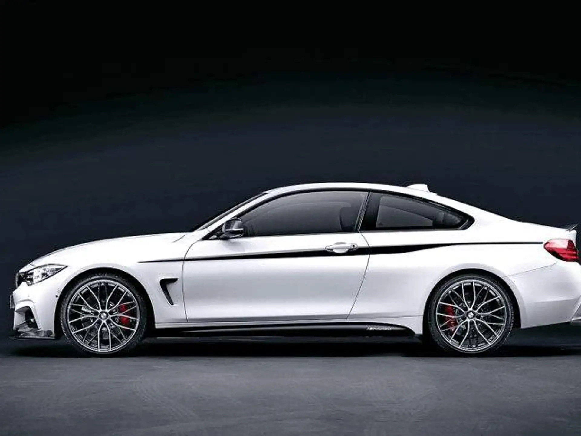 M Performance Akzentstreifen 4er F36