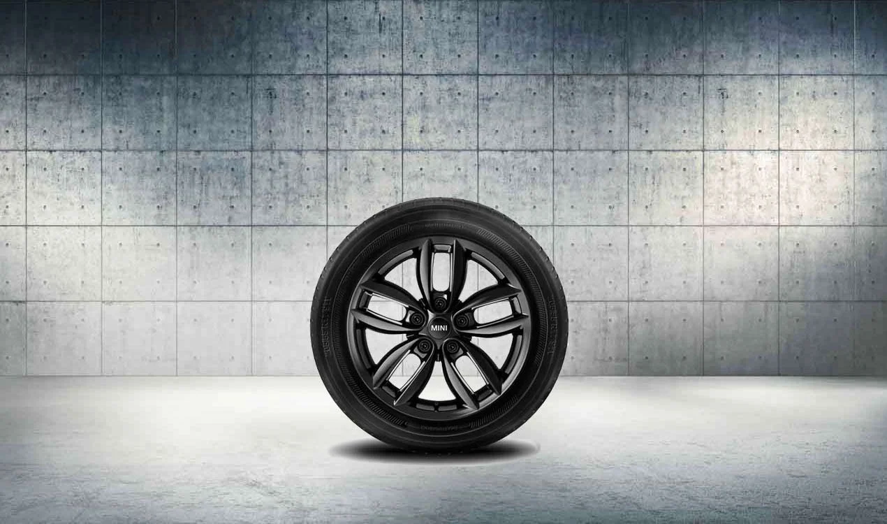 MINI Alufelge 5 Star Double Spoke R124 7J x 17 ET 50 Schwarz Vorderachse / Hinterachse