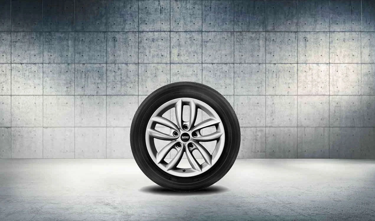 MINI Alufelge 5 Star Double Spoke R124 7J x 17 ET 50 Silber Vorderachse / Hinterachse