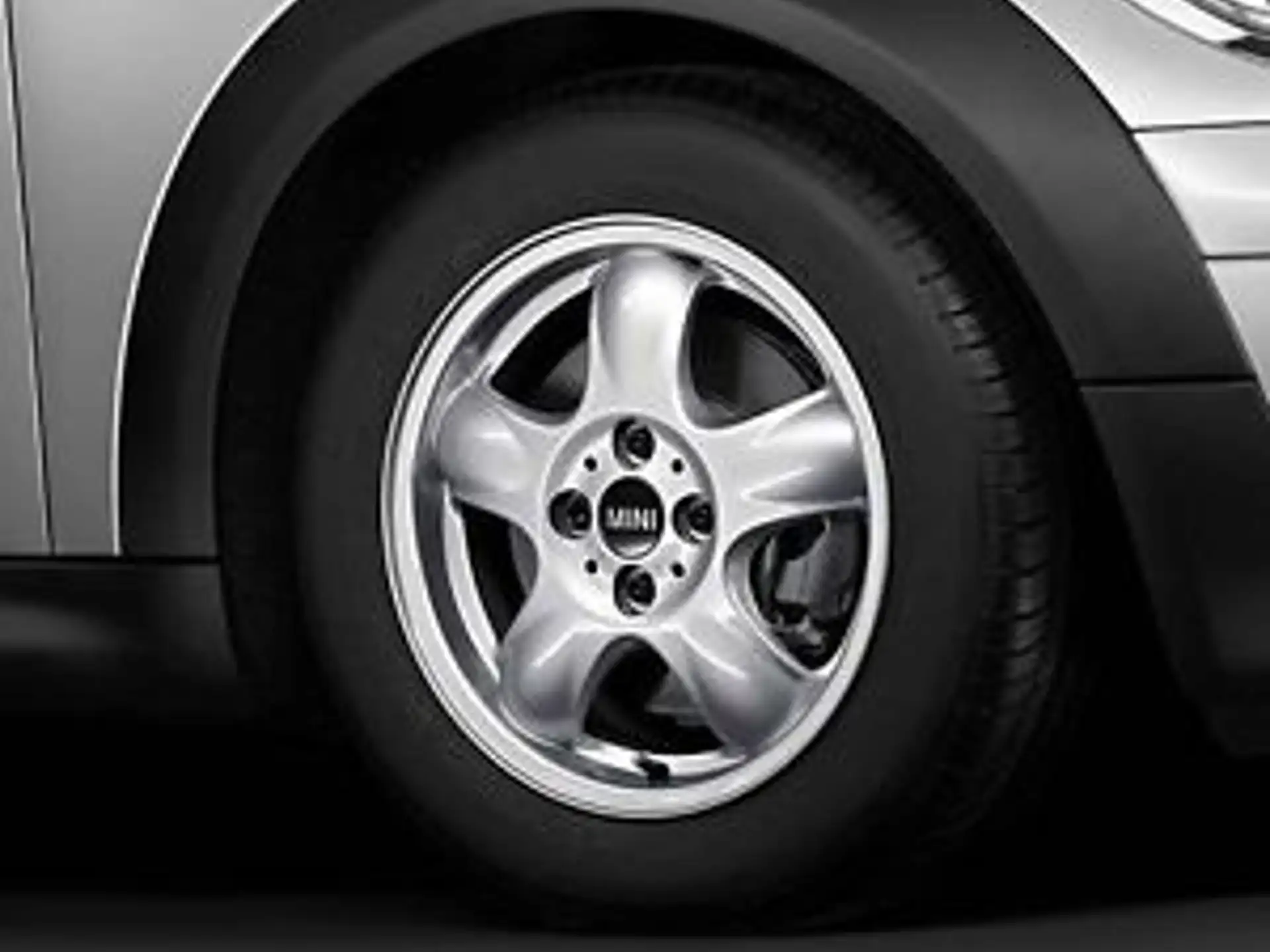 MINI Alufelge 5 Star Spooler 100 5,5J x 15 ET 45 Silber Vorderachse / Hinterachse