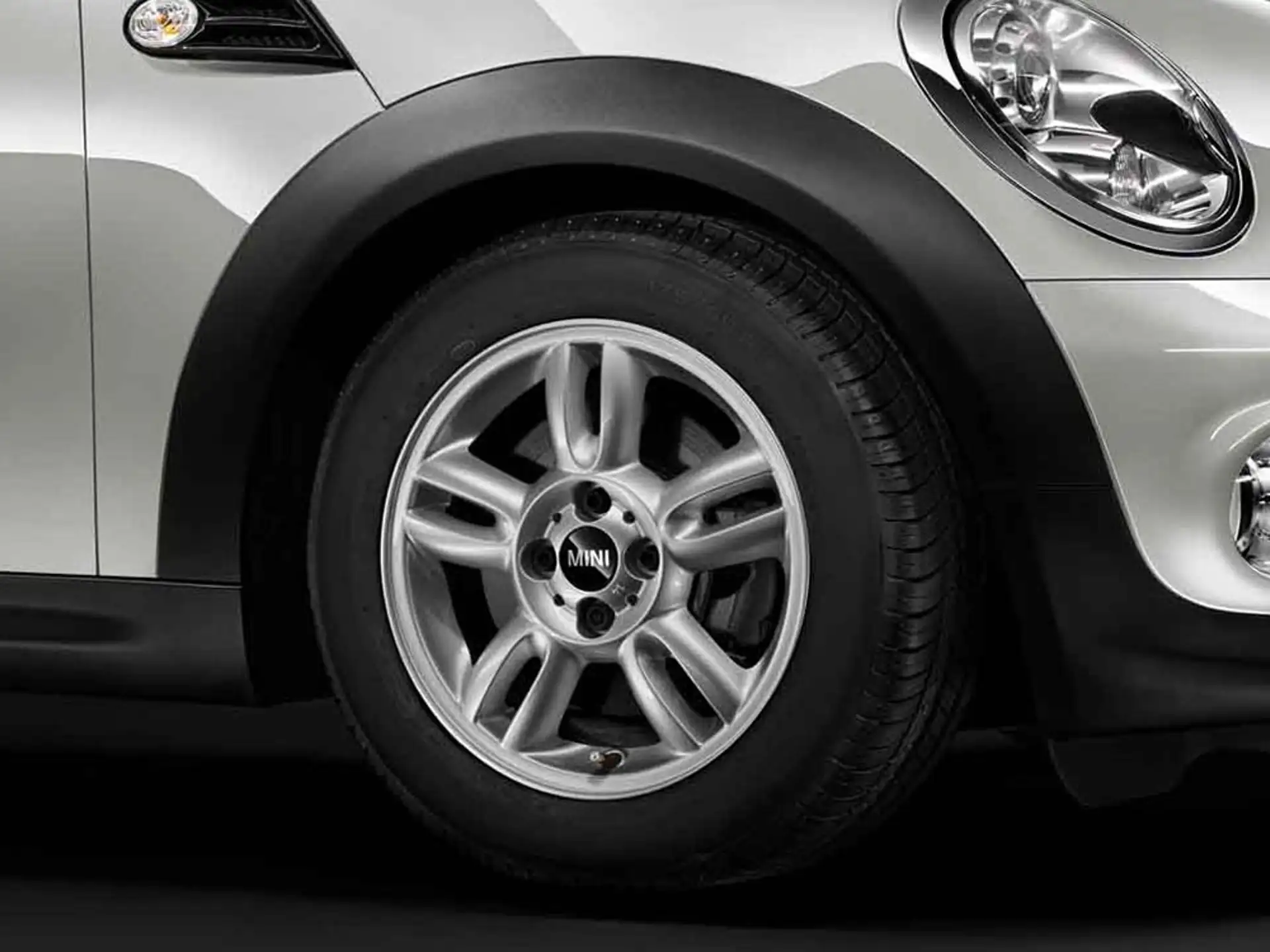 MINI Alufelge 5 Star Twin Spoke 118 5,5J x 15 ET 45 Silber Vorderachse / Hinterachse