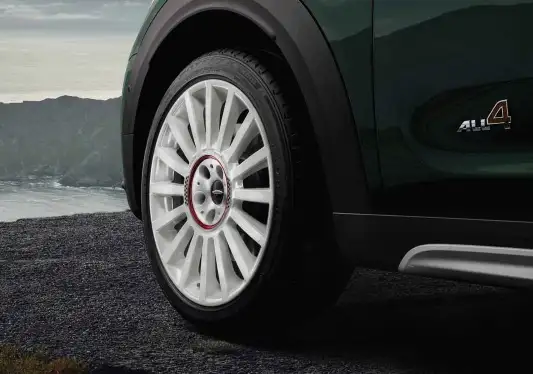 MINI Alufelge JCW Rallye Spoke 536 aspen white 8J ET47 F60 Vorder