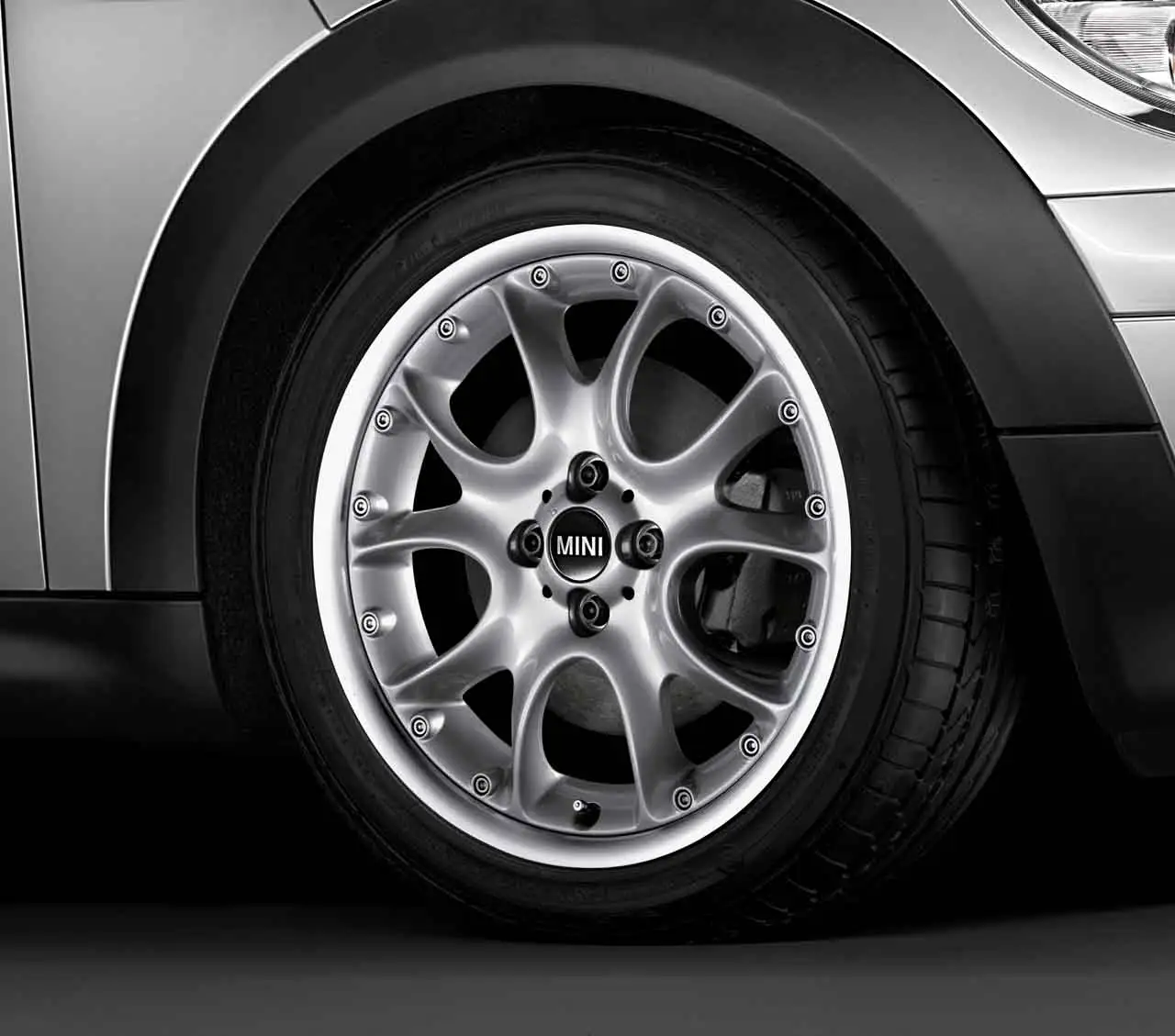 MINI Alufelge Web Spoke Composite 98 7J x 17 ET 48 Silber Vordera