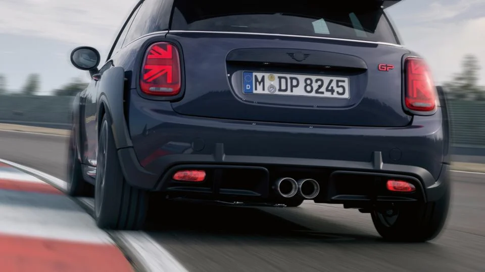 MINI GP Heckleuchte Union Jack getönt / abgedunkelt rechts F56 