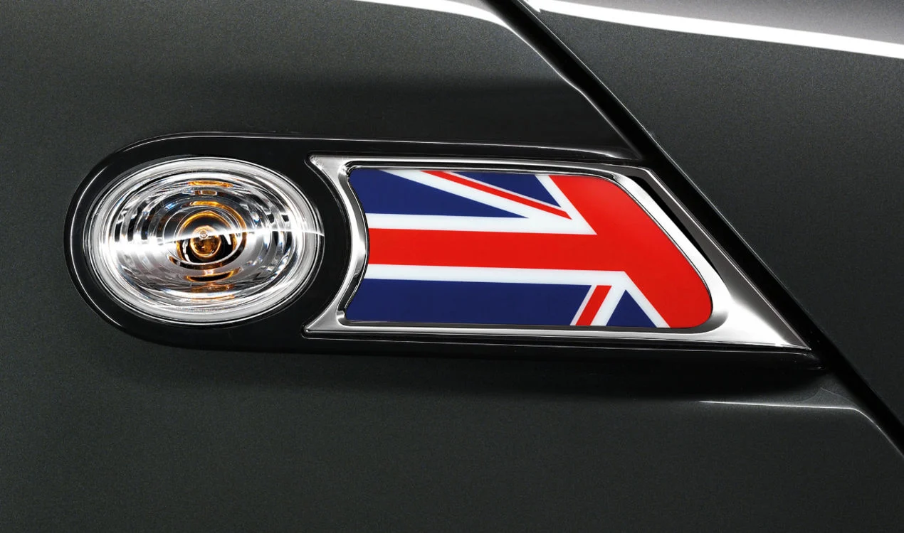 MINI Zierblendenset mit Pad Union Jack oder Black Jack R55 R56 R57 R58 R59
