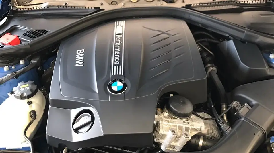 BMW M Performance Motorabdeckung 1er F20 F21 2er F22 F23 3er F30
