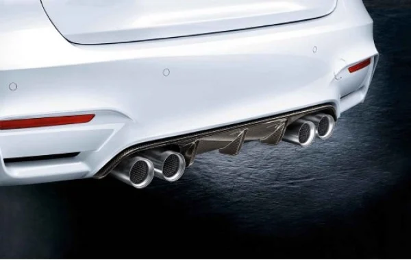 BMW M Performance Schalldämpfer M3 F80 M4 F82 F83