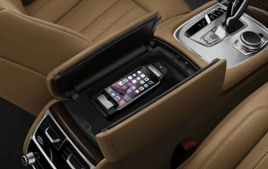 BMW Snap In Adapter iPhone 7 [similar]
