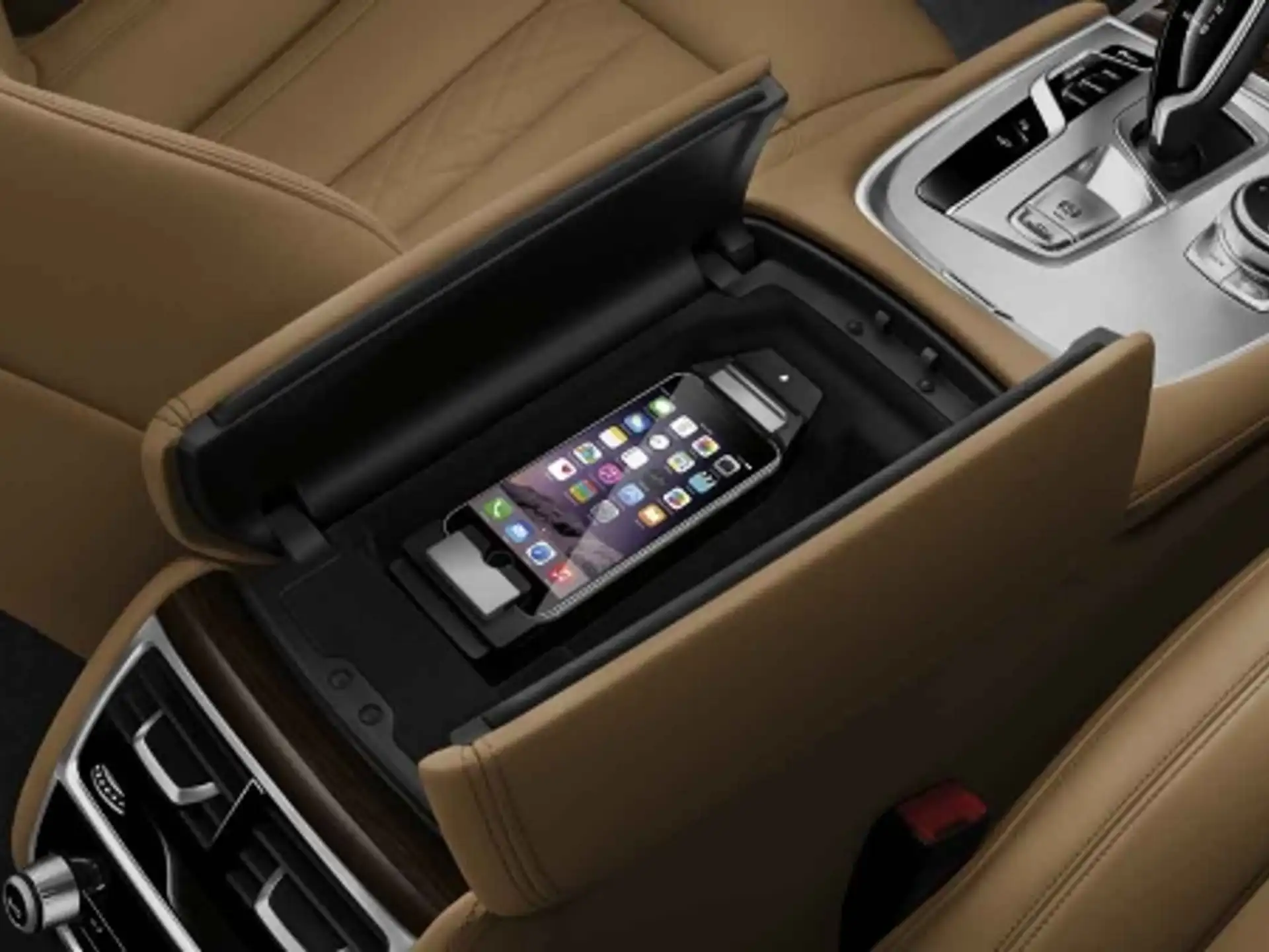 BMW iPhone 7 Snap In Adapter