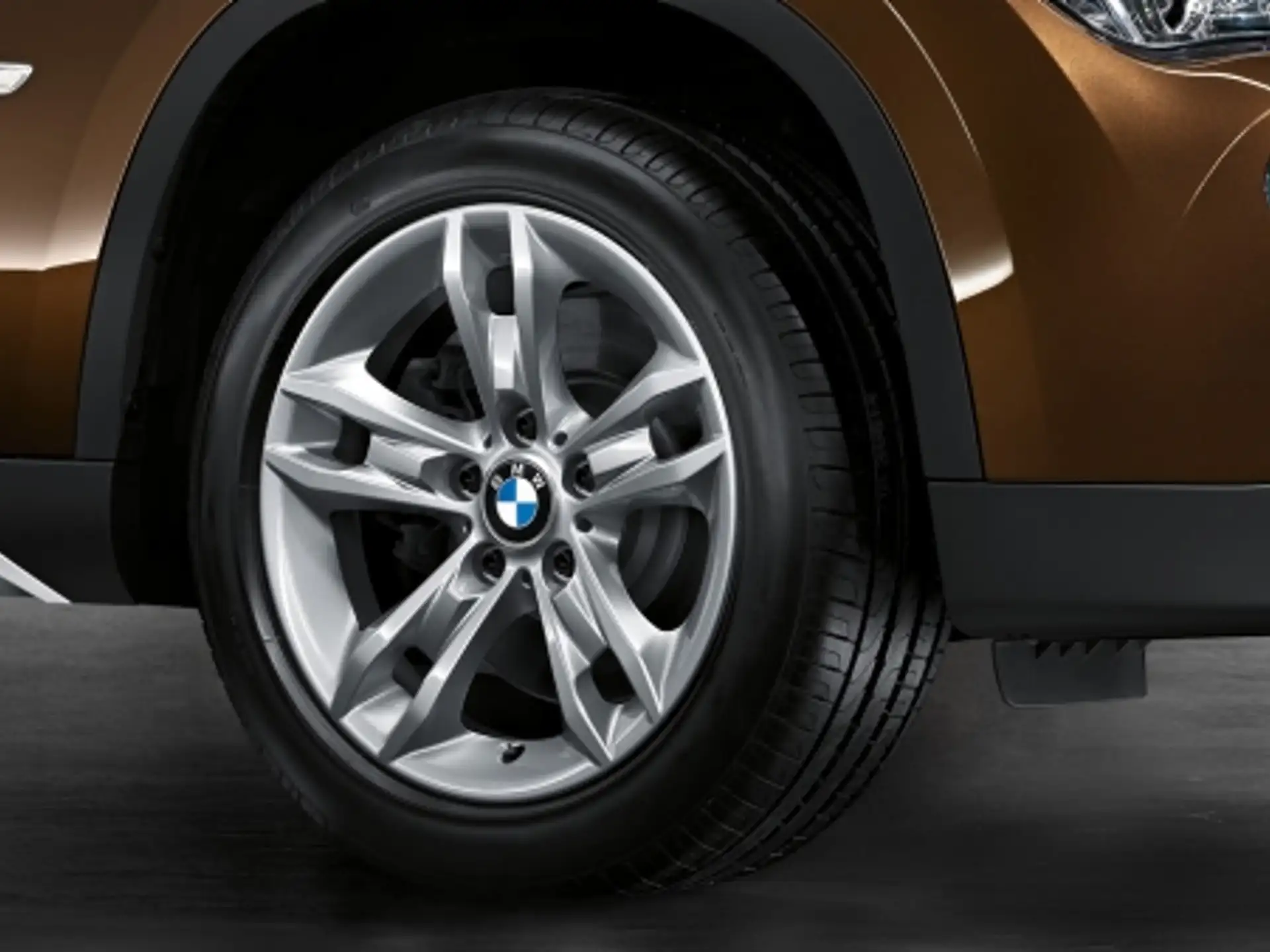 BMW Alufelge Sternspeiche 319 silber 7,5Jx17 ET34 X1 E84