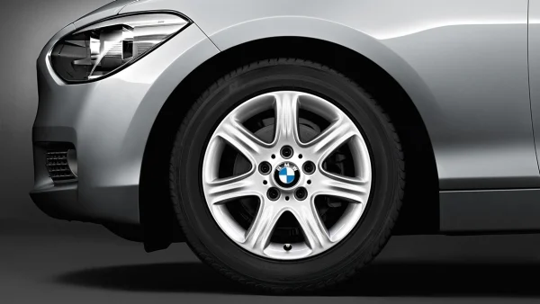 BMW Alufelge Sternspeiche 377 16 Zoll silber 1er 2er 