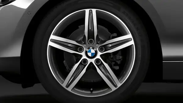 BMW Alufelge Sternspeiche 379 17 Zoll orbitgrey/glanzgedreht - 1e
