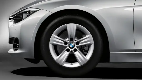 BMW Alufelge Sternspeiche 391 16 Zoll silber - 3er F30 F31 4er F3