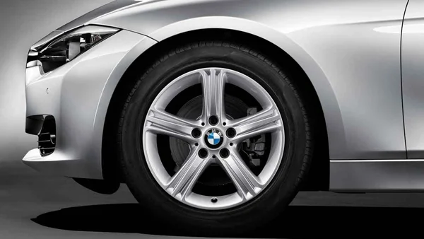 BMW Alufelge Sternspeiche 393 17 Zoll silber 3er 4er
