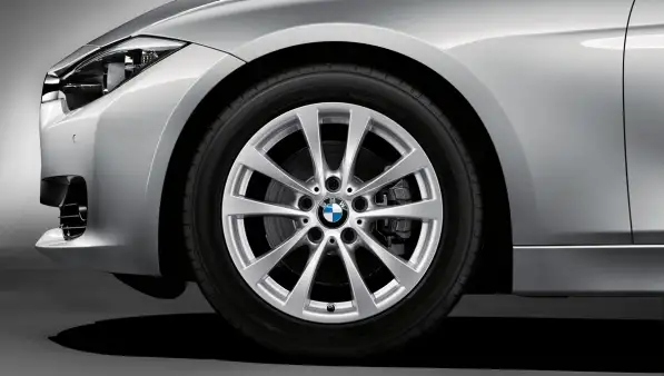 BMW Alufelge V-Speiche 395 17 Zoll silber - 3er F30 F31 4er F32 F
