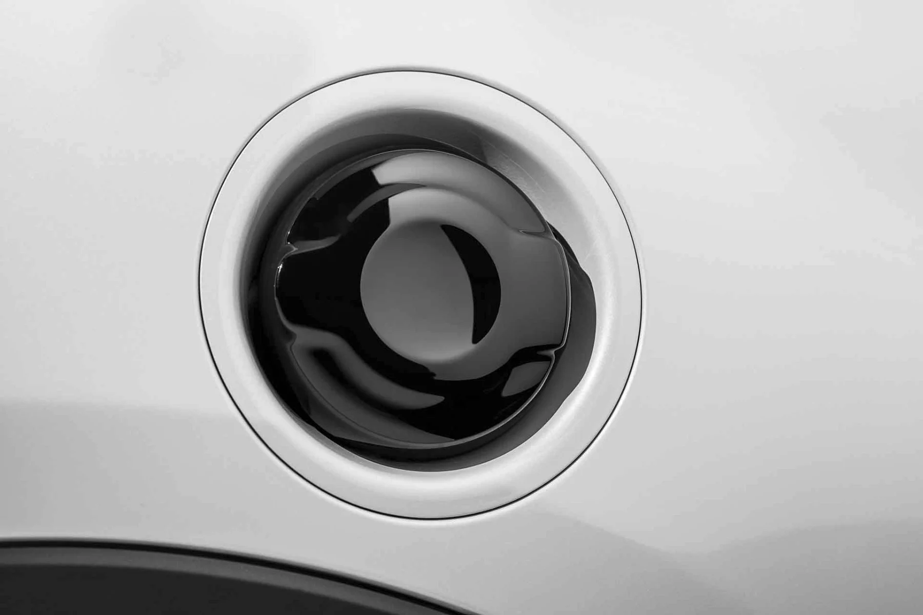 Tankeinfüllklappe Piano Black schwarz