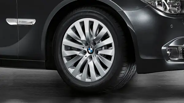 BMW Alufelge V-Speiche 254 silber 8J ET30 5er F07 7er F01/F02/F04