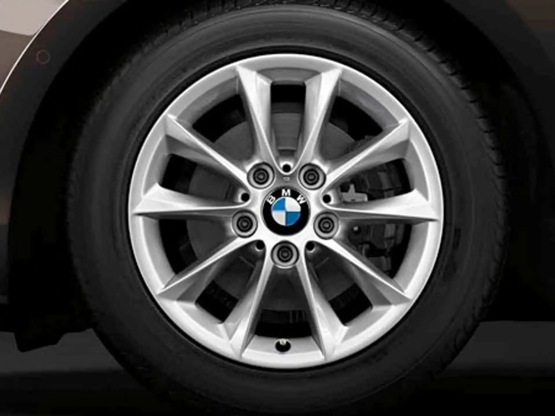 BMW Alufelge V-Speiche 411 16 Zoll silber